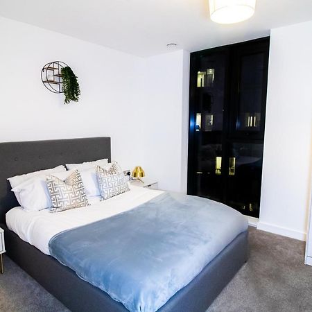 Beautiful Place - 2 Bedroom Apartment On Broad Street เบอร์มิงแฮม ภายนอก รูปภาพ
